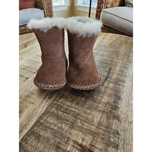UGG Fur Lined Baby Boots Size 0/1 Brown Suede - Picture 2 of 10